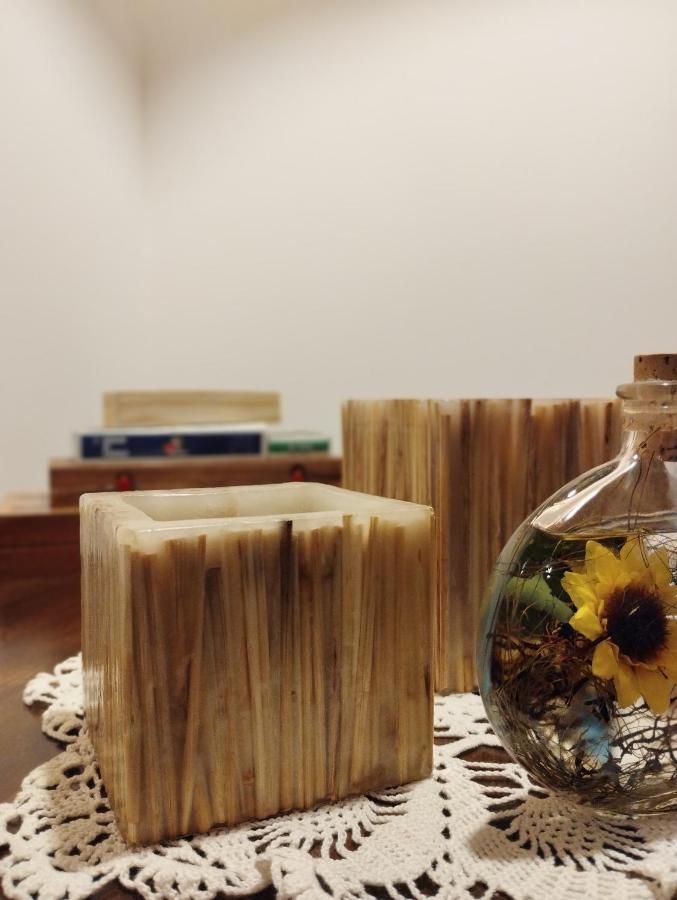 A Casa Di Esther โบโลญญา ภายนอก รูปภาพ