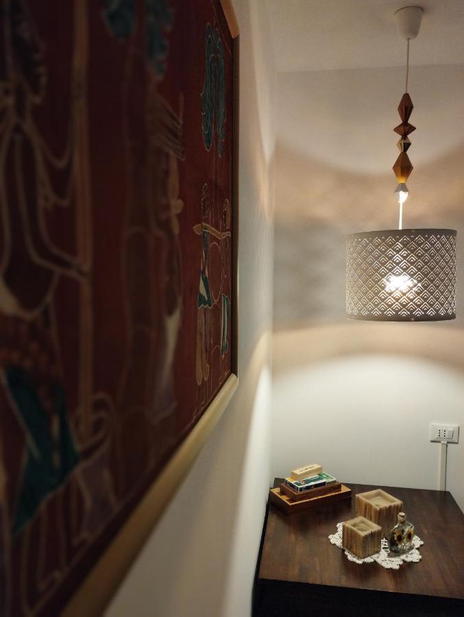 A Casa Di Esther โบโลญญา ภายนอก รูปภาพ